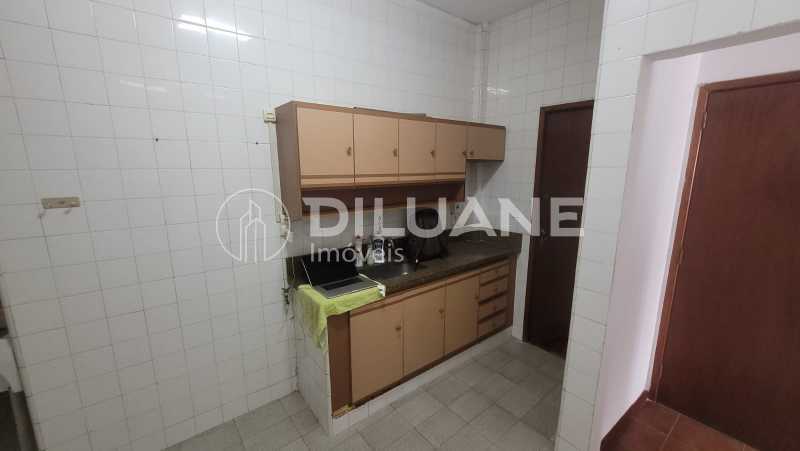 Apartamento à venda com 2 quartos, 66m² - Foto 14