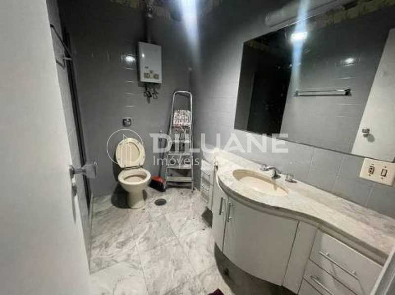 Apartamento à venda com 3 quartos, 128m² - Foto 24