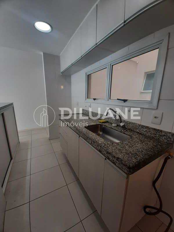 Apartamento à venda com 1 quarto, 45m² - Foto 9