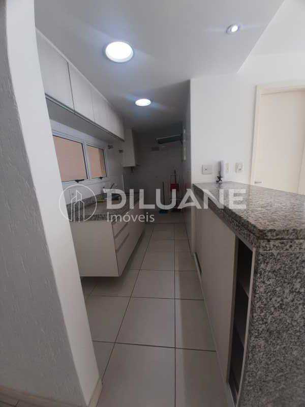 Apartamento à venda com 1 quarto, 45m² - Foto 12