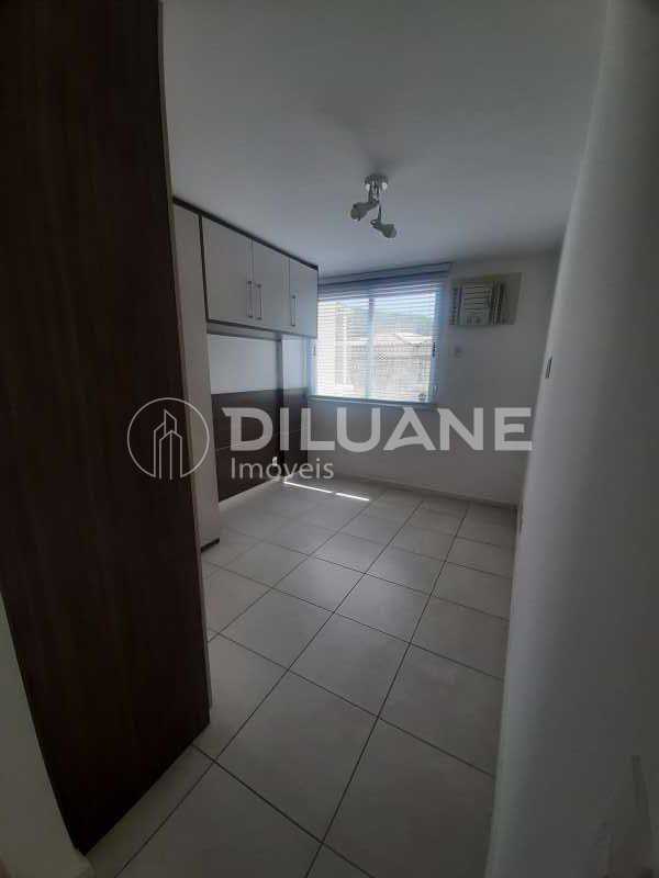 Apartamento à venda com 1 quarto, 45m² - Foto 15