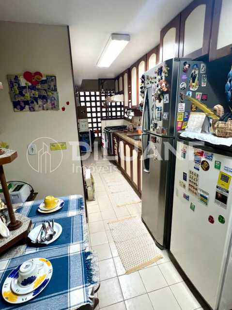 Apartamento para alugar com 3 quartos, 100m² - Foto 21