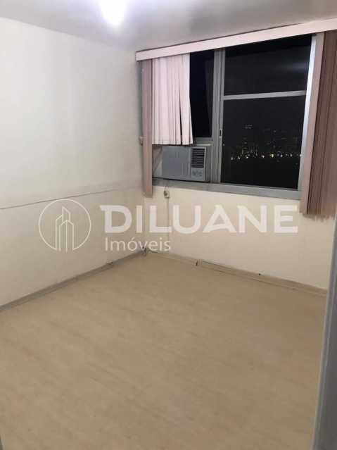 Apartamento à venda com 3 quartos, 96m² - Foto 26