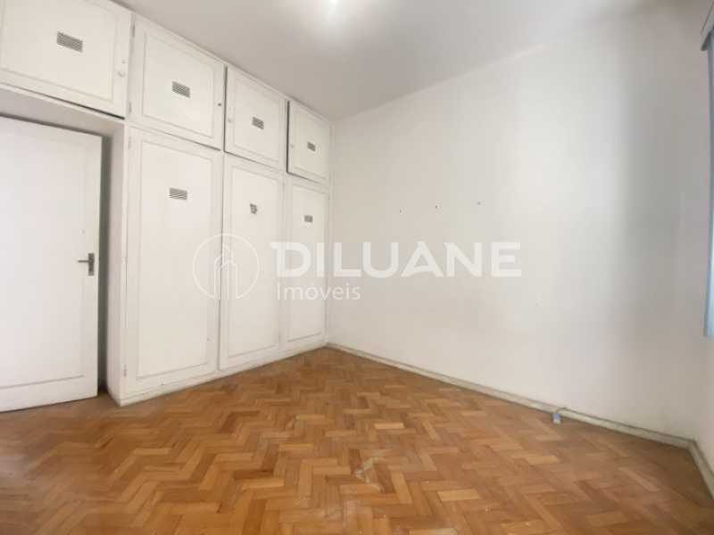 Apartamento à venda com 3 quartos, 132m² - Foto 10