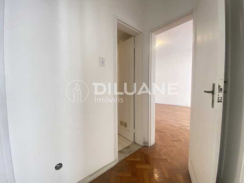 Apartamento à venda com 3 quartos, 132m² - Foto 18