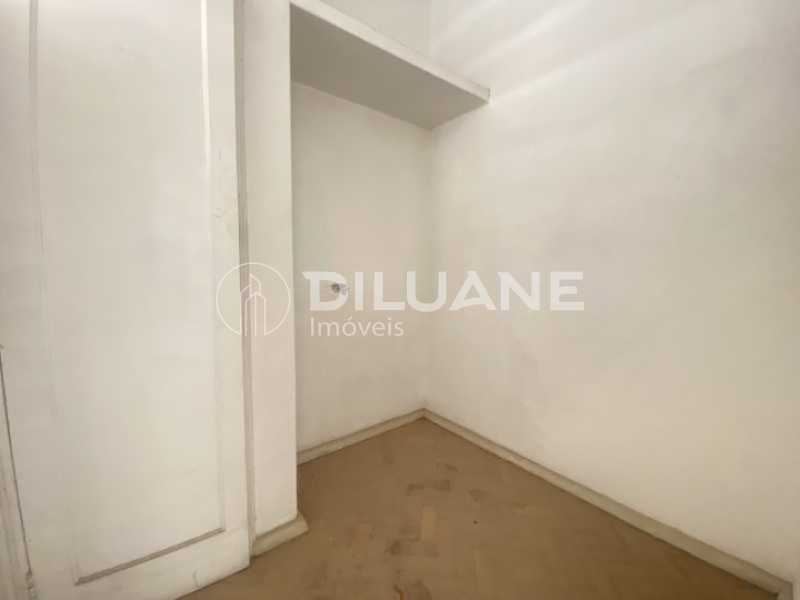 Apartamento à venda com 3 quartos, 132m² - Foto 24