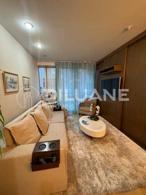 Apartamento à venda com 3 quartos, 91m² - Foto 2