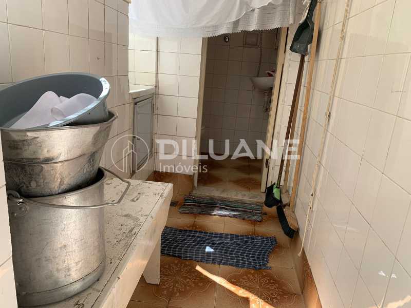 Apartamento à venda com 3 quartos, 121m² - Foto 29