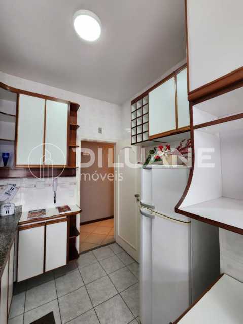 Apartamento à venda com 2 quartos, 84m² - Foto 13