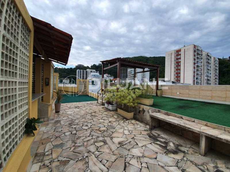 Cobertura à venda com 4 quartos, 250m² - Foto 25