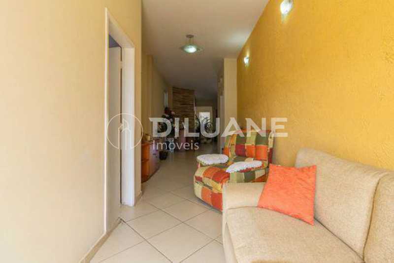 Cobertura à venda com 4 quartos, 250m² - Foto 21