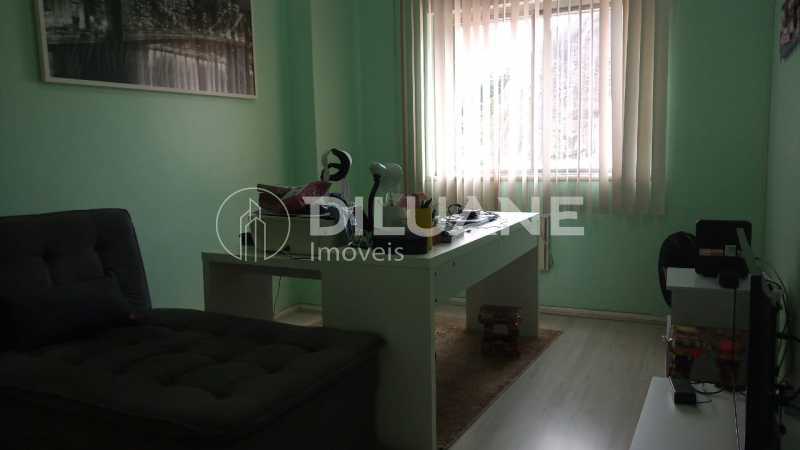 Apartamento à venda com 3 quartos, 149m² - Foto 14