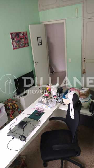 Apartamento à venda com 3 quartos, 149m² - Foto 17