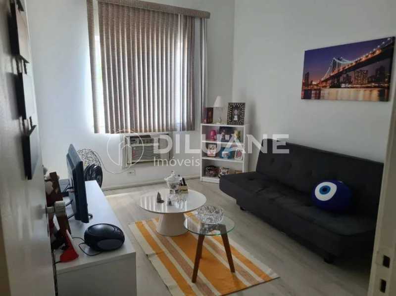 Apartamento à venda com 3 quartos, 149m² - Foto 13