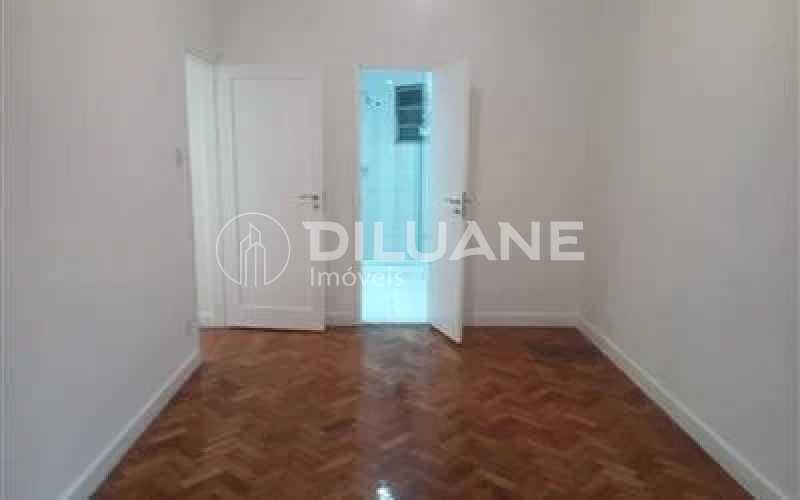 Apartamento à venda com 3 quartos, 103m² - Foto 4