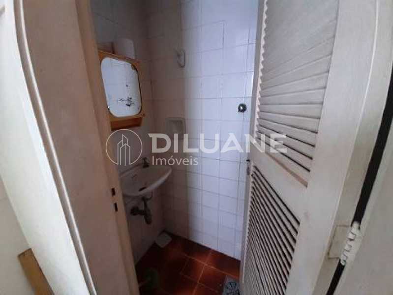 Apartamento à venda com 2 quartos, 75m² - Foto 8