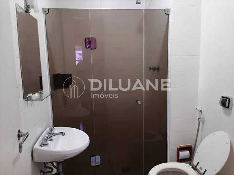 Apartamento à venda com 2 quartos, 75m² - Foto 20