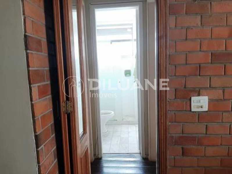 Apartamento à venda com 2 quartos, 75m² - Foto 25