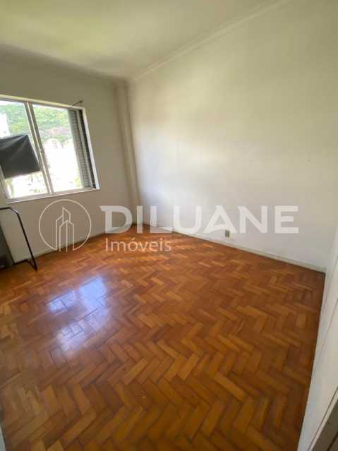 Apartamento à venda com 3 quartos, 115m² - Foto 20