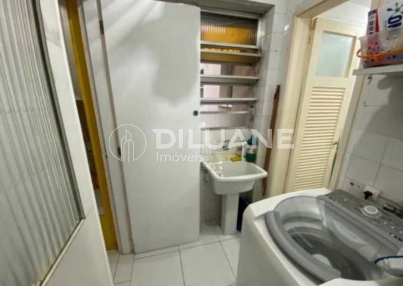 Apartamento à venda com 2 quartos, 77m² - Foto 25