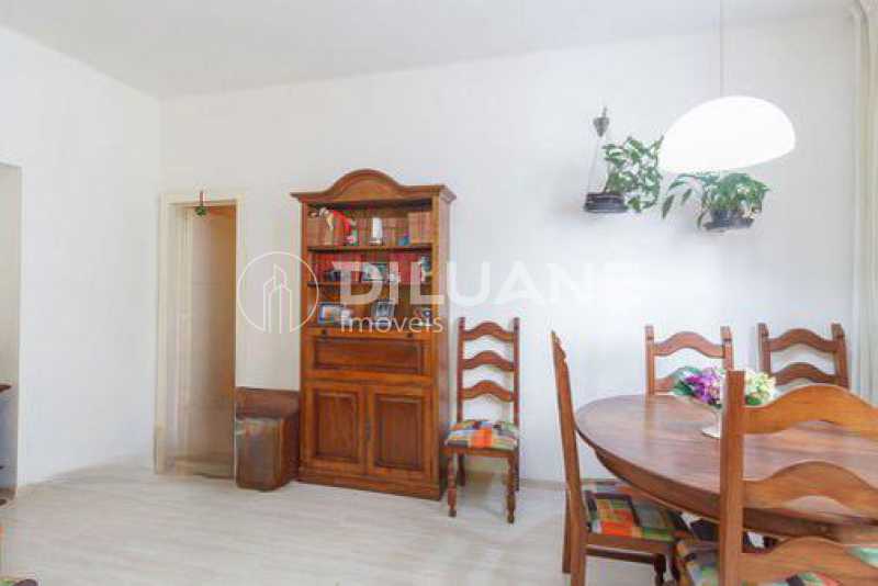 Apartamento à venda com 2 quartos, 86m² - Foto 5