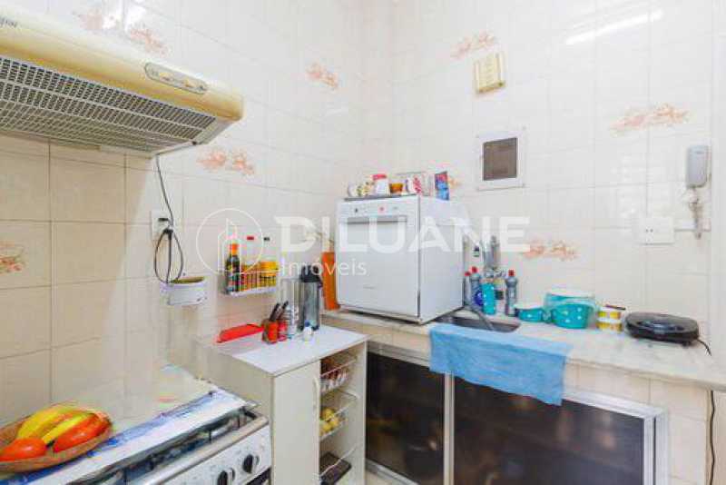 Apartamento à venda com 2 quartos, 86m² - Foto 7