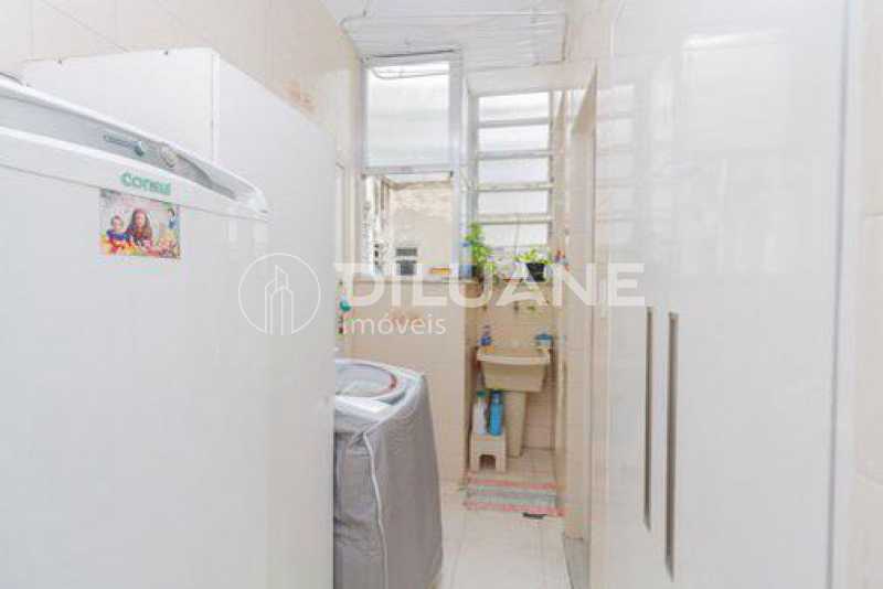 Apartamento à venda com 2 quartos, 86m² - Foto 10