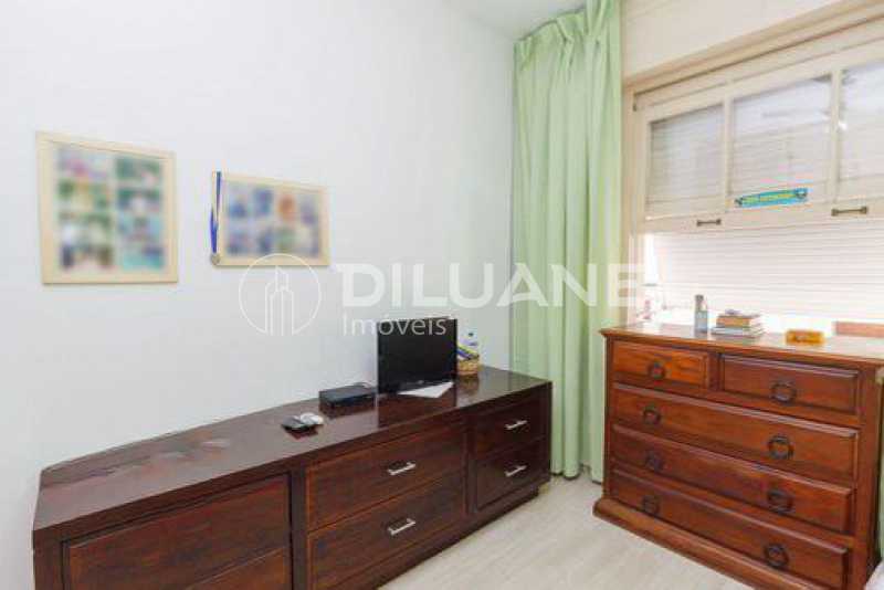 Apartamento à venda com 2 quartos, 86m² - Foto 17