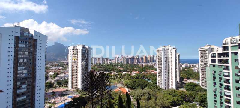 Apartamento à venda com 2 quartos, 103m² - Foto 3