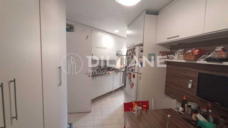 Apartamento à venda com 2 quartos, 103m² - Foto 13