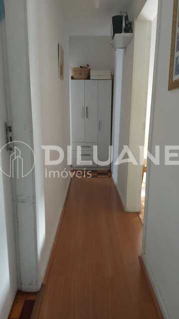 Apartamento à venda com 3 quartos, 90m² - Foto 15