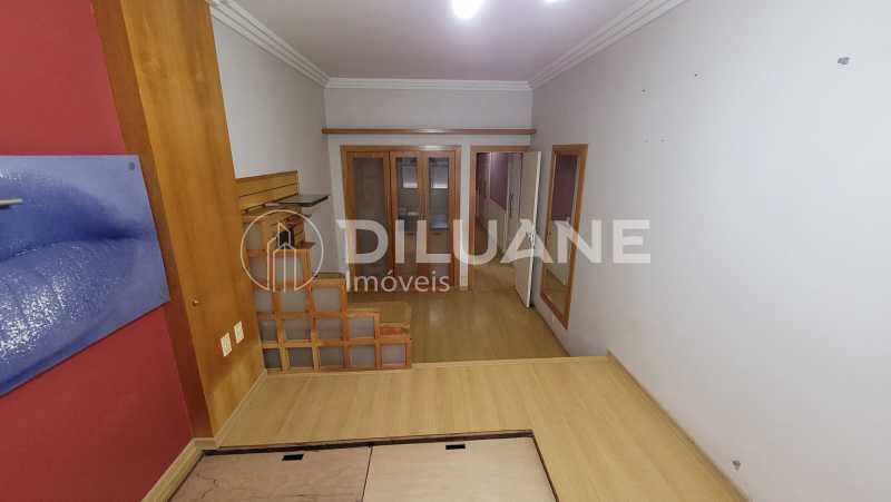 Apartamento à venda com 4 quartos, 280m² - Foto 18