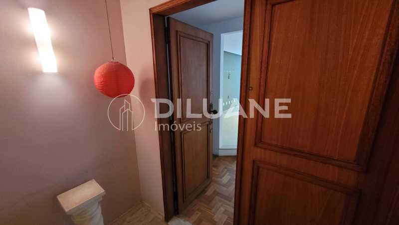 Apartamento à venda com 4 quartos, 280m² - Foto 25