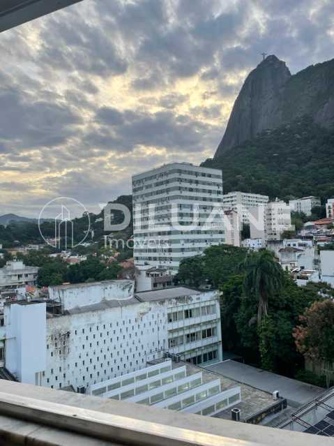 Apartamento à venda com 2 quartos, 62m² - Foto 3