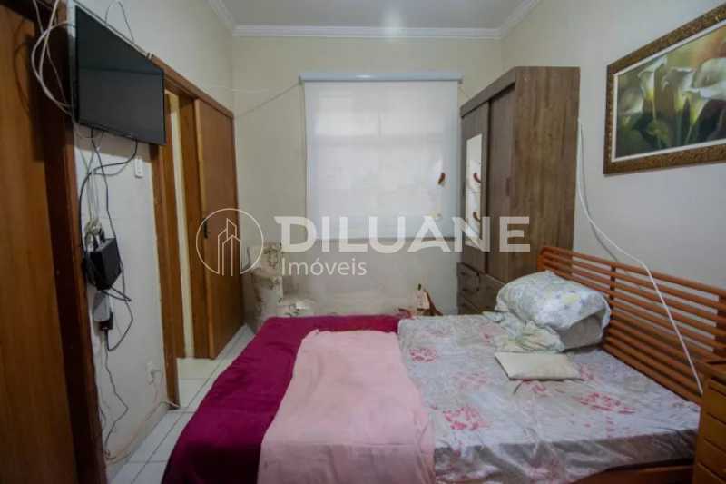 Apartamento à venda com 2 quartos, 60m² - Foto 5