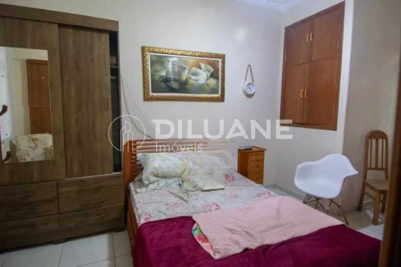 Apartamento à venda com 2 quartos, 60m² - Foto 9