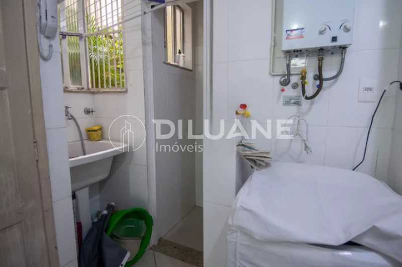 Apartamento à venda com 2 quartos, 60m² - Foto 23