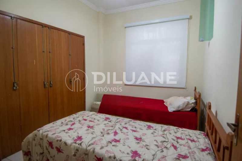 Apartamento à venda com 2 quartos, 60m² - Foto 13