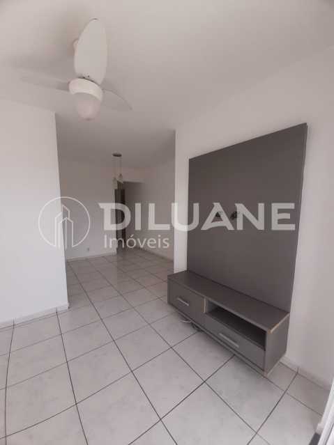 Apartamento para alugar com 2 quartos, 52m² - Foto 1