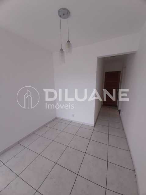 Apartamento para alugar com 2 quartos, 52m² - Foto 5