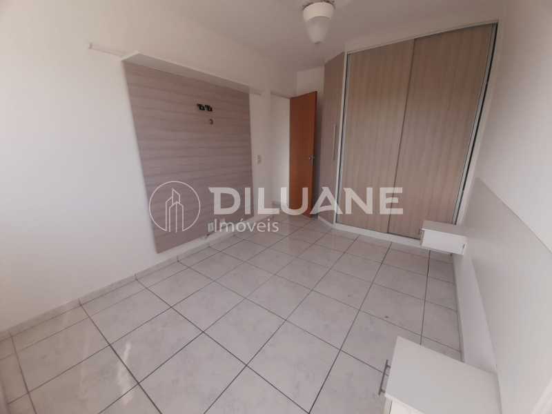 Apartamento para alugar com 2 quartos, 52m² - Foto 8