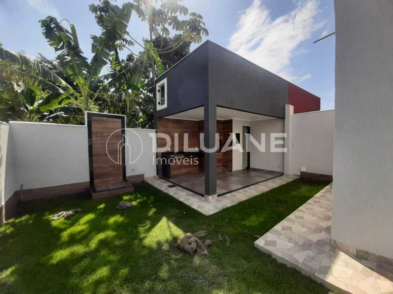 Casa à venda com 3 quartos, 102m² - Foto 16