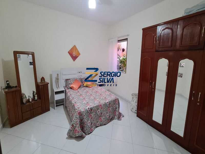 Casa à venda com 3 quartos, 300 - Foto 15