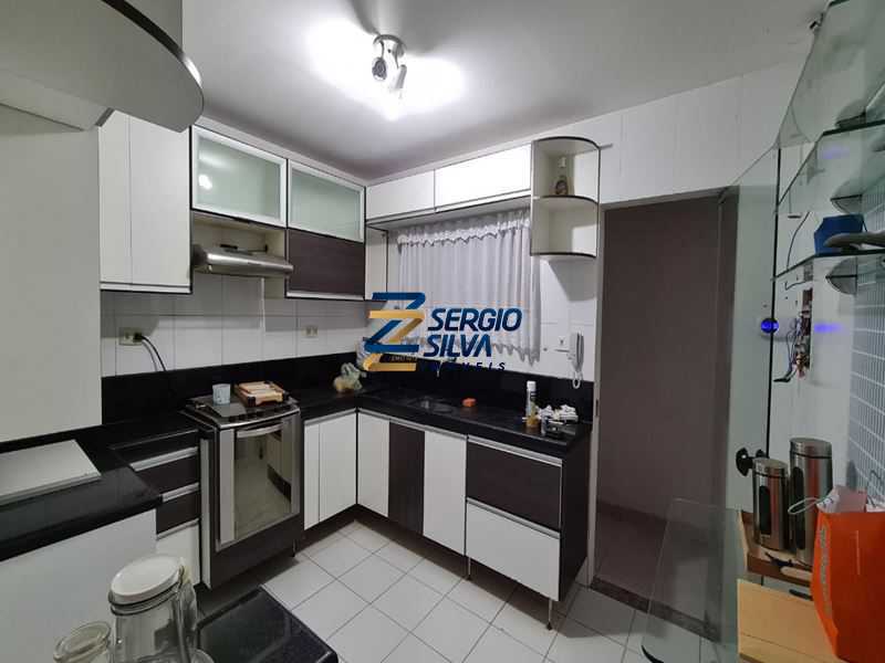 Casa à venda com 3 quartos, 225 - Foto 7