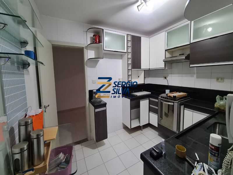 Casa à venda com 3 quartos, 225 - Foto 8