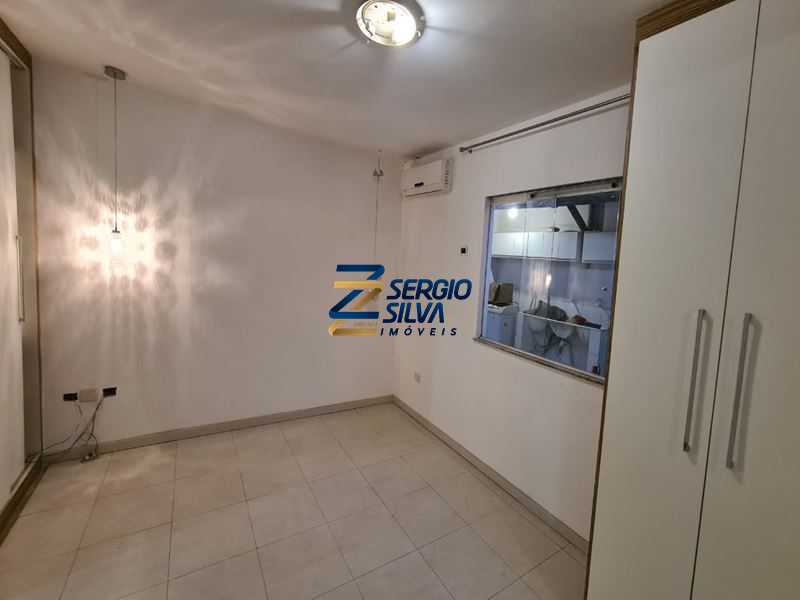 Casa à venda com 3 quartos, 225 - Foto 12