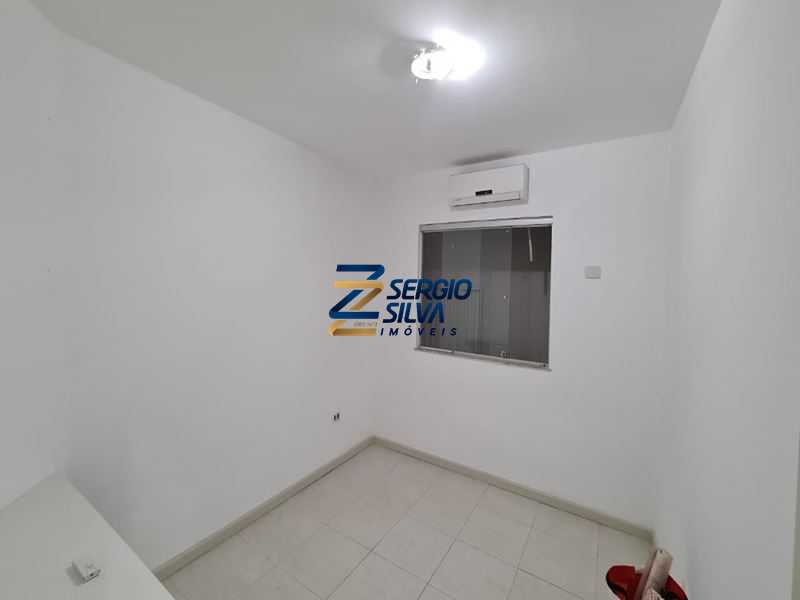 Casa à venda com 3 quartos, 225 - Foto 13