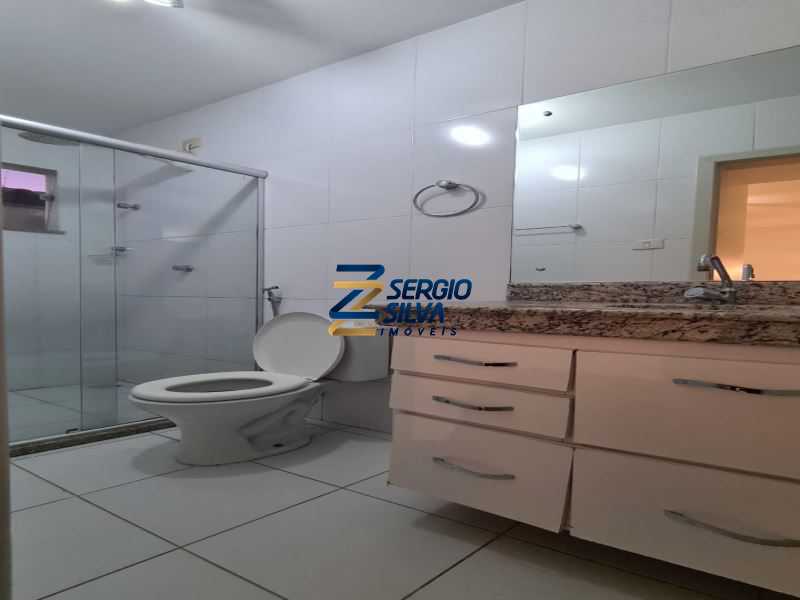 Casa à venda com 3 quartos, 225 - Foto 14