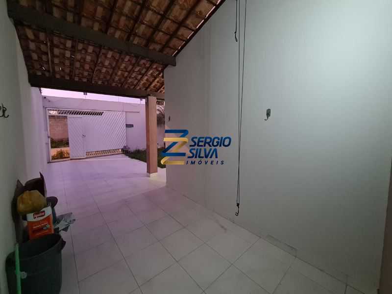 Casa à venda com 3 quartos, 225 - Foto 18