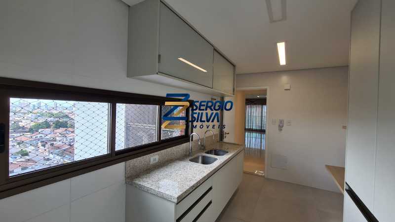 Apartamento à venda com 3 quartos, 175m² - Foto 11